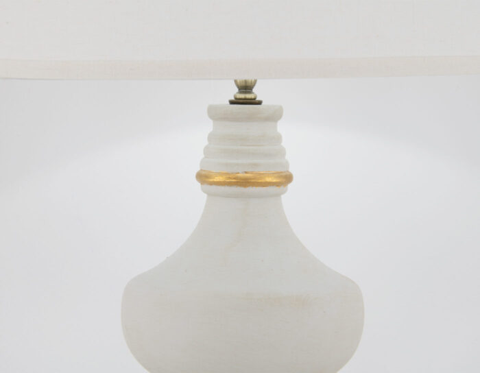 Epala Oyster Table Lamp - Image 4