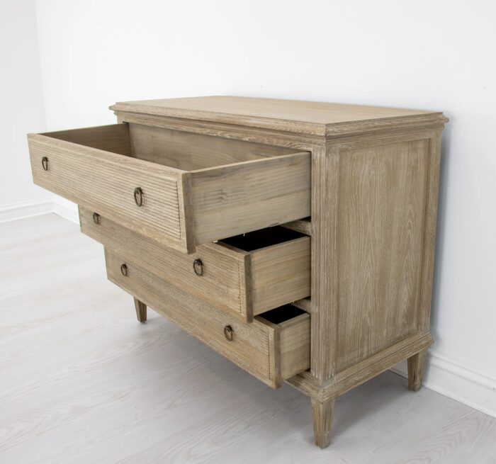 Mia Oak Dresser