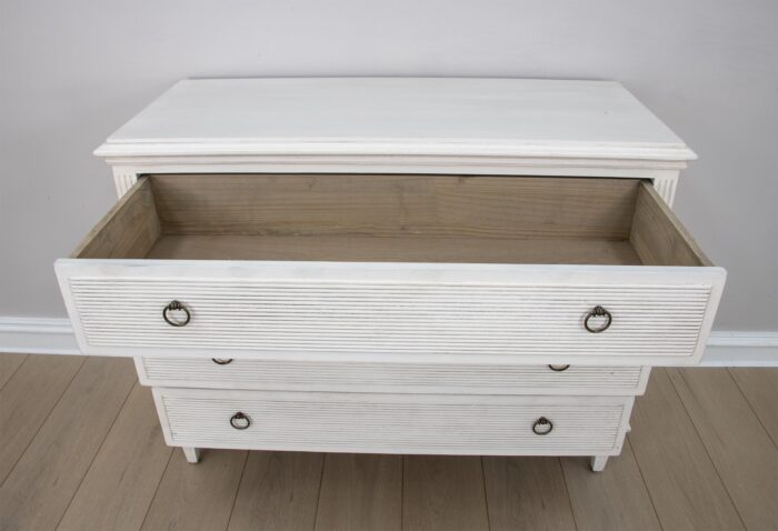 Mia White Dresser